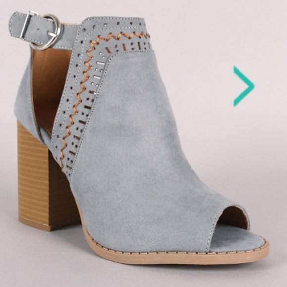 *SZ "10.5" LEFT-price firm* Open Toe Heeled Bootie - Picture 2 of 6